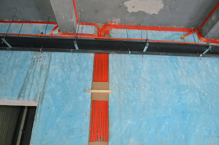 香根四季別墅地源熱泵地暖管安裝 香根四季別墅地源熱泵地暖管安裝