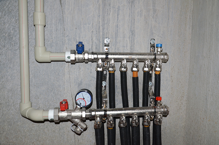 香根四季別墅地源熱泵項目地暖安裝 香根四季別墅地源熱泵項目地暖安裝